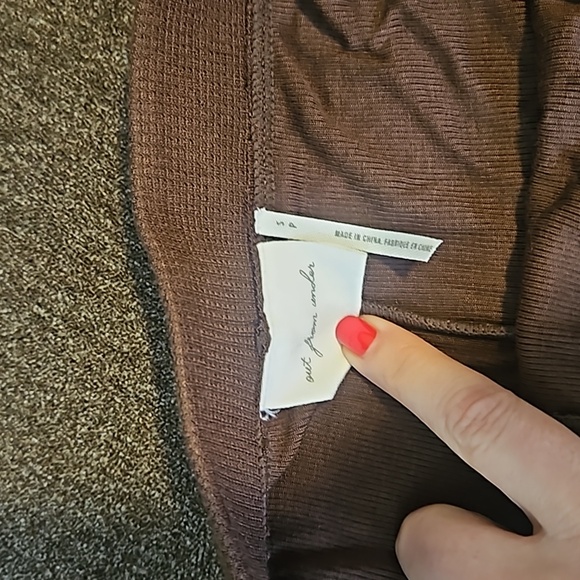 Out From Under pants - Picture 4 of 6